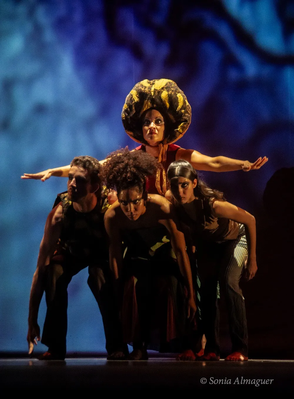 Siempre vuelvo, visitaciones a Belkis Ayón